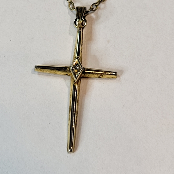 Vintage Marbro 12K Gold Filled Cross w/ 19" Long Gold Tone Chain Costume Jewelry - Picture 10 of 12